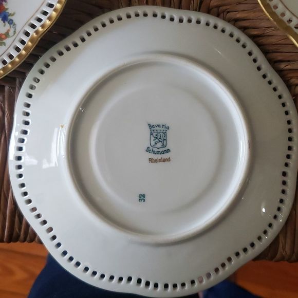 4 Schumann Bavaria saucers - Picture 3 of 6